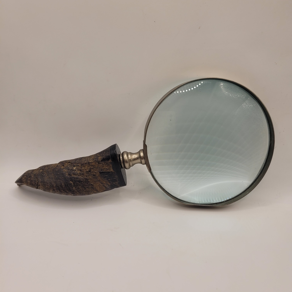 Rustic Vintage Magnifying Glass with Wooden Handle